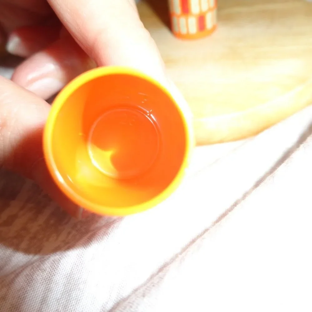 CLINIQUE Pop Lip Colour + Primer 08 Cherry Pop - Picture 7 of 8